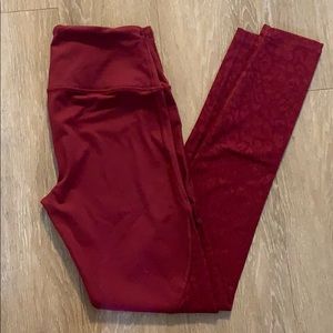 NWOT VS leopard mesh leggings. Size XS.